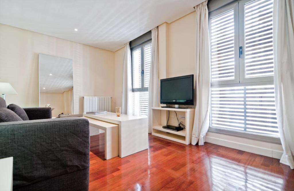 Hostal Retiro Мадрид Экстерьер фото
