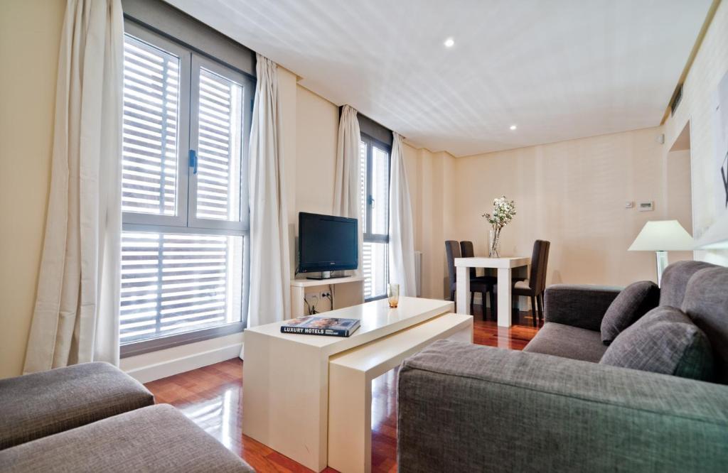 Hostal Retiro Мадрид Экстерьер фото