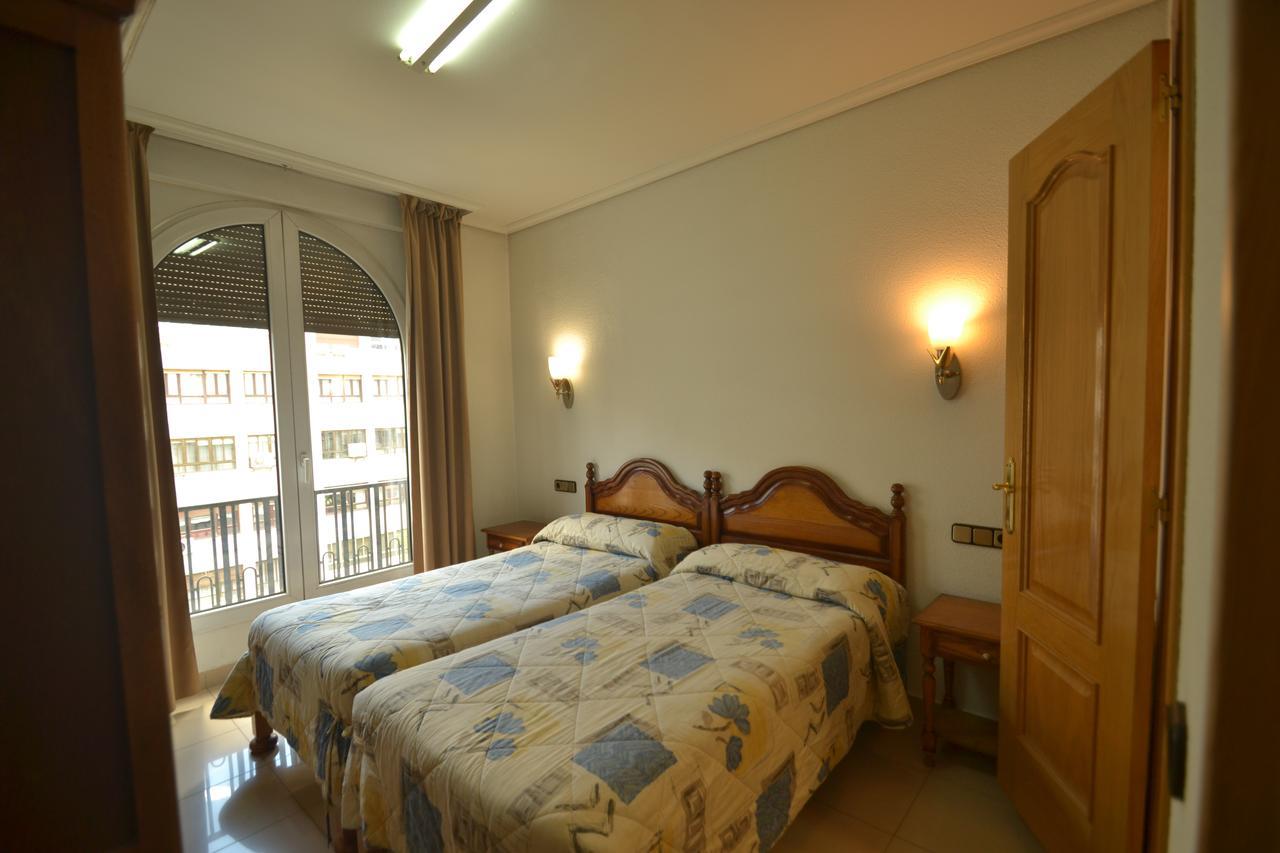 Hostal Retiro Мадрид Экстерьер фото